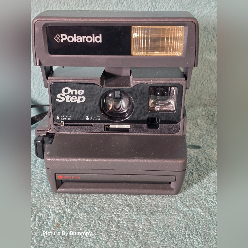 Vintage Polaroid OneStep 600 Instant Film Camera